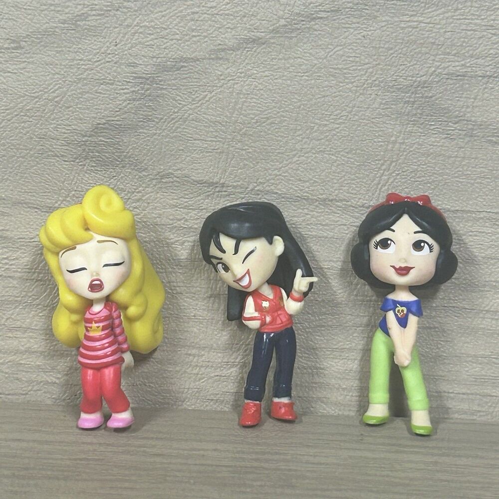 3 Disney Princess Comics Comfy Squad Snow White Mulan Sleeping Beauty 2" Figures